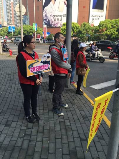 以人为本  公证为民3.jpg